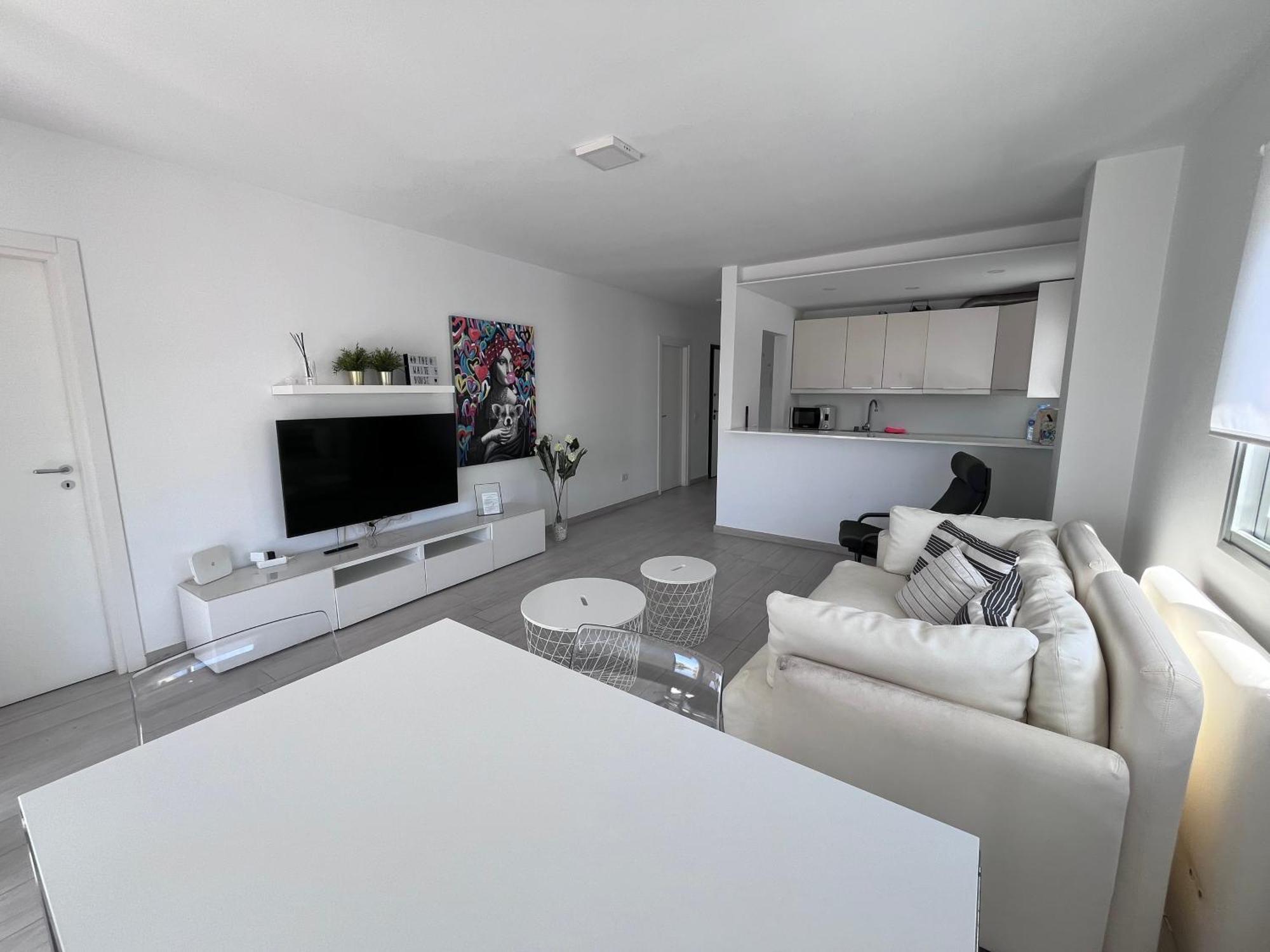 Апартаменты The White Heart House - Attic Sea View Лос Кристианос Экстерьер фото