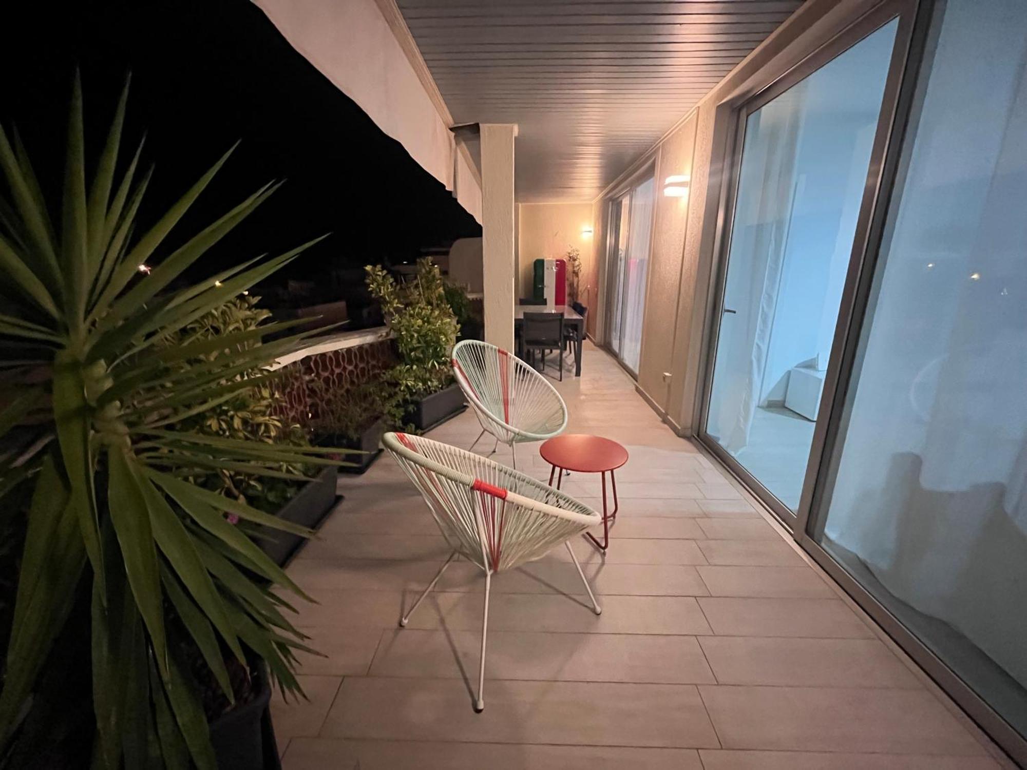 Апартаменты The White Heart House - Attic Sea View Лос Кристианос Экстерьер фото